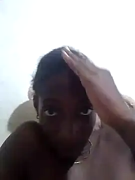 Snapshot of spicycouplex chatting on October 22, 2025, 5:07 am spicycouplex online show from October 22, 2025, 5:07 am