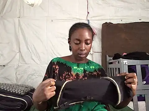 Barbiesharzia online show from June 17, 2026, 9:19 am
