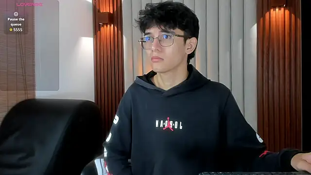 Snapshot of billie_jr chatting on September 20, 2025, 4:06 am billie jr online show from September 20, 2025, 4:06 am