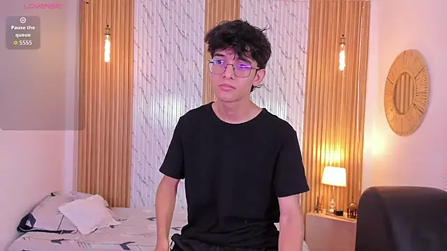 Snapshot of billie_jr chatting on October 2, 2025, 3:54 am billie jr online show from October 2, 2025, 3:54 am