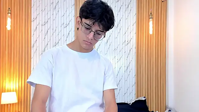 Snapshot of billie_jr chatting on October 3, 2025, 3:52 am billie jr online show from October 3, 2025, 3:52 am