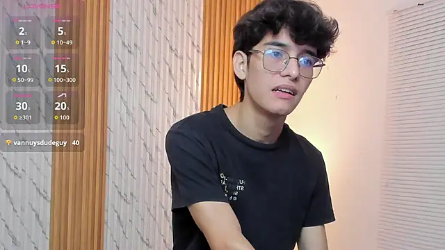 Snapshot of billie_jr chatting on October 25, 2025, 4:22 am billie jr online show from October 25, 2025, 4:22 am