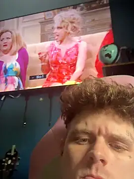 traejddd online show from June 15, 2026, 10:09 pm