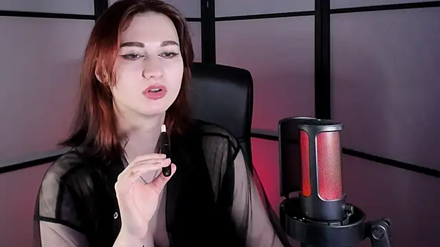 Snapshot of Goddess-Rose chatting on January 27, 2025, 10:49 pm Goddess-Rose online show from January 27, 2025, 10:49 pm