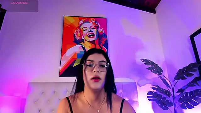 Snapshot of Bianca_zaens2 chatting on February 1, 2025, 12:04 pm Bianca zaens2 online show from February 1, 2025, 12:04 pm