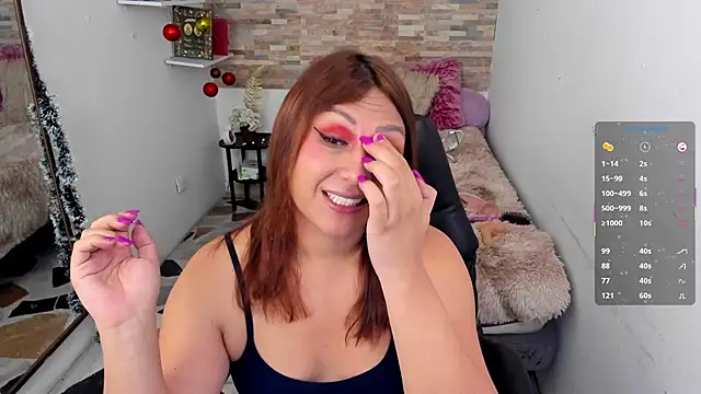 Analia 01 online show from December 14, 2025, 12:33 pm