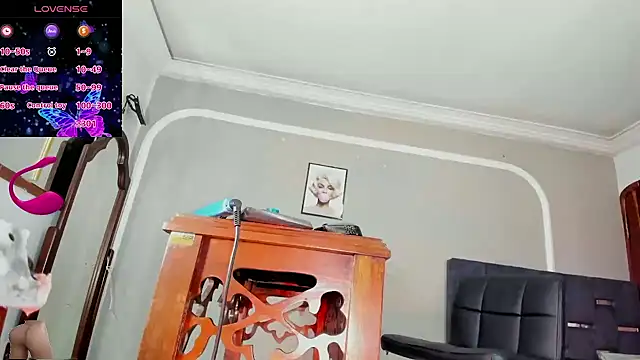 Jimena Grey online show from February 12, 2026, 11:32 am