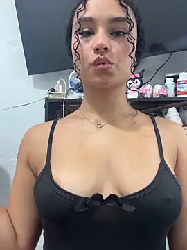 kitty kayo online show from November 10, 2025, 4:17 am