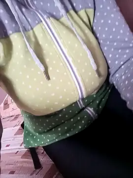 Snapshot of Mirra_bella30 chatting on January 7, 2025, 12:09 pm Mirra bella30 online show from January 7, 2025, 12:09 pm