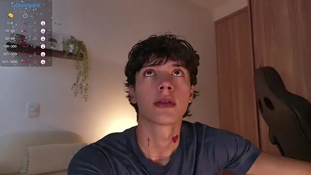 Snapshot of badboy_one_ chatting on September 20, 2025, 9:42 pm badboy one online show from September 20, 2025, 9:42 pm