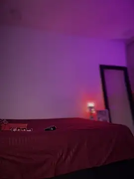 Hips hannah online show from March 11, 2026, 9:53 pm