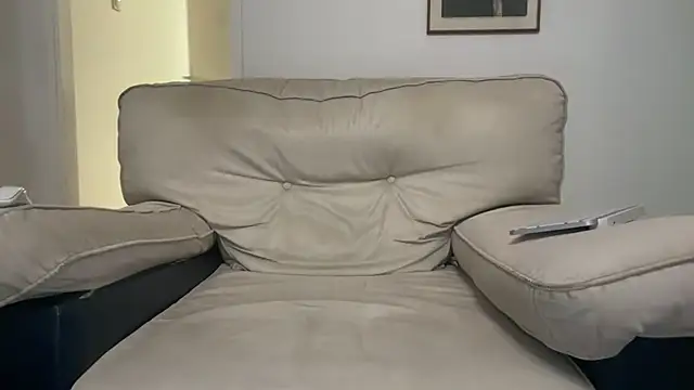 Horny00boy0 online show from January 18, 2025, 8:30 pm