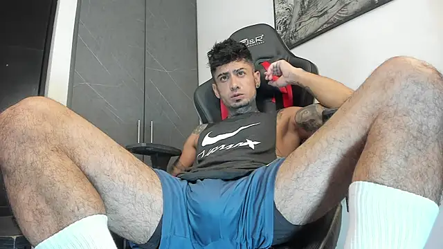 Snapshot of sergiio_mesa27 chatting on September 19, 2025, 8:02 pm sergiio mesa27 online show from September 19, 2025, 8:02 pm