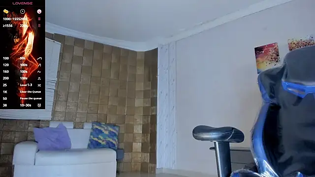 Snapshot of Lissalittlee chatting on September 10, 2025, 8:08 pm Lissalittlee online show from September 10, 2025, 8:08 pm