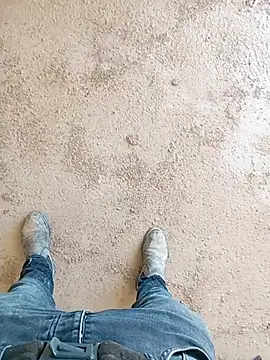 Kurtsikicixh online show from December 16, 2025, 9:57 am