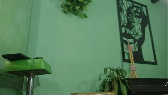 thirstymoonxx online show from October 16, 2025, 4:54 am