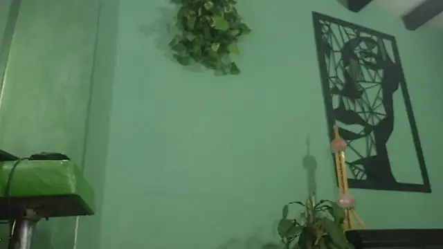 Snapshot of thirstymoonxx chatting on November 15, 2025, 3:21 am thirstymoonxx online show from November 15, 2025, 3:21 am