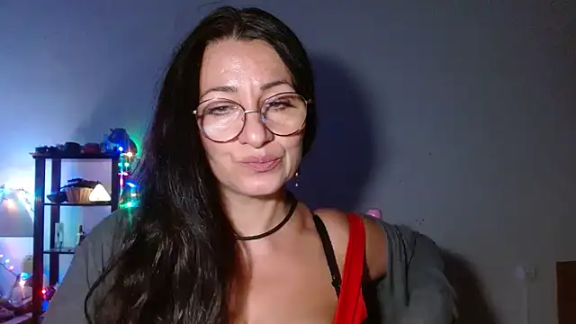 Snapshot of KeisyNeonX chatting on October 20, 2025, 7:03 pm KeisyNeonX online show from October 20, 2025, 7:03 pm