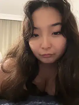 Snapshot of cutie_mio chatting on December 29, 2024, 7:22 pm cutie mio online show from December 29, 2024, 7:22 pm