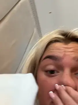 IrishTeenBarbie69 online show from March 26, 2026, 8:34 am