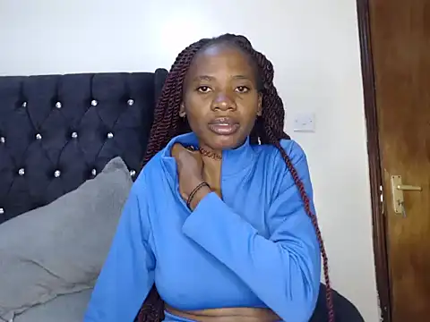 Sexyprecious01 online show from September 24, 2025, 4:02 pm