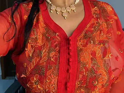 Aishwarya 101  online show from September 25, 2025, 5:19 pm