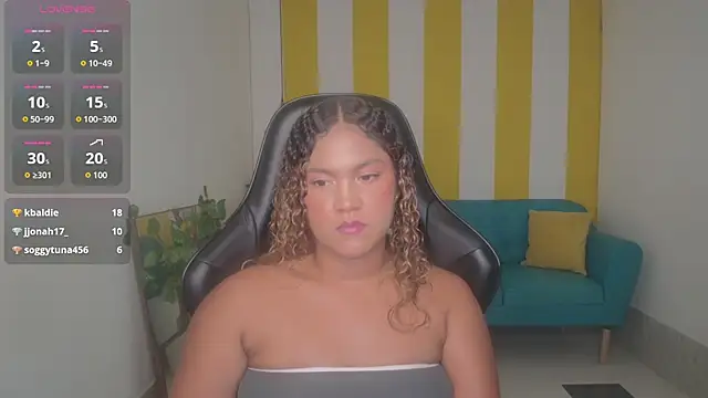 Cristal War online show from November 24, 2025, 11:16 pm