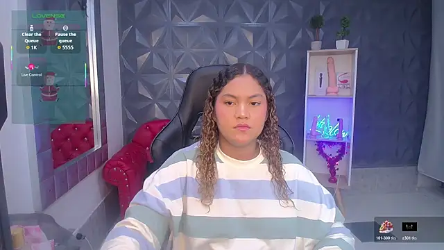 Cristal War online show from December 18, 2025, 10:46 pm