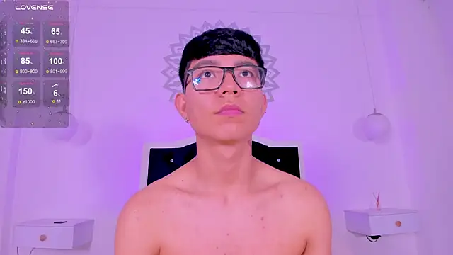 CodyTwink online show from November 29, 2025, 4:29 pm