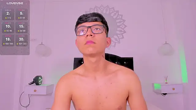 CodyTwink online show from September 14, 2025, 10:21 pm