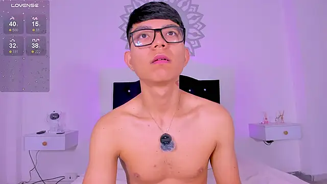 CodyTwink online show from March 26, 2026, 1:09 pm