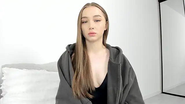 Snapshot of Sweet-bb chatting on February 12, 2026, 4:40 pm Sweet-bb online show from February 12, 2026, 4:40 pm