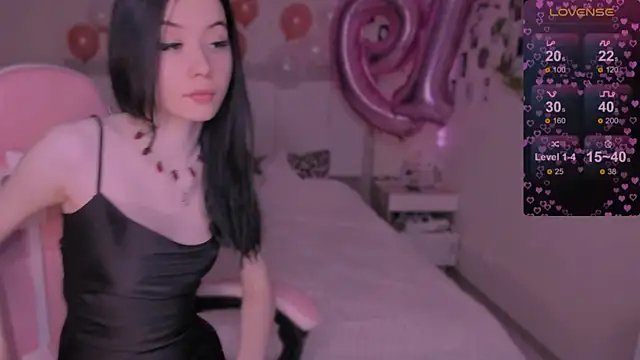 CoddleWeeper  online show from December 28, 2024, 9:42 am
