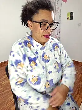 Snapshot of Selket11 chatting on October 15, 2025, 10:12 am Selket11 online show from October 15, 2025, 10:12 am