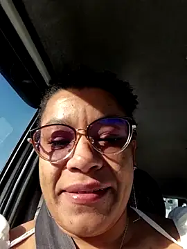 Selket11 online show from December 14, 2025, 12:33 pm