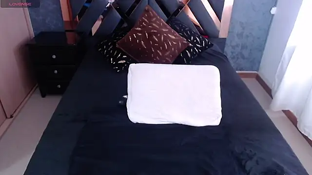 bianca milfsexy online show from February 7, 2025, 9:15 pm