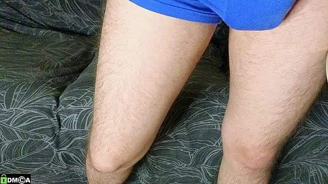 MoreRealAlex online show from December 17, 2025, 2:22 pm