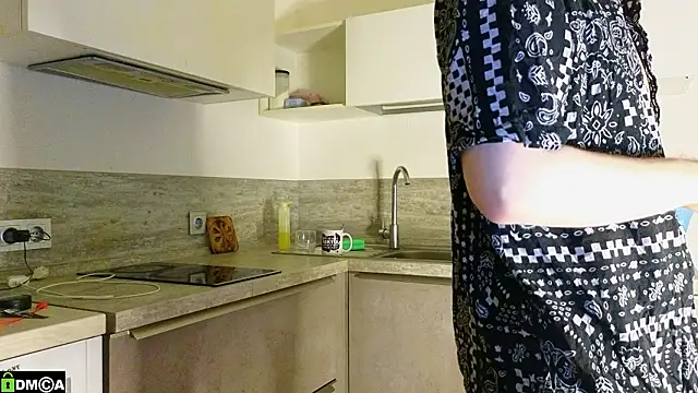 MoreRealAlex online show from February 4, 2026, 7:53 pm