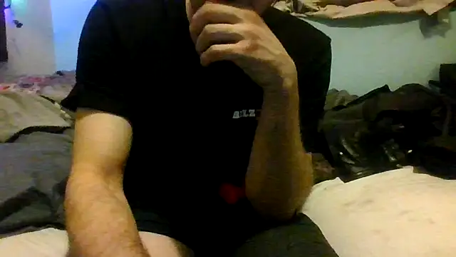 robeaulieu02 online show from January 9, 2026, 10:33 am