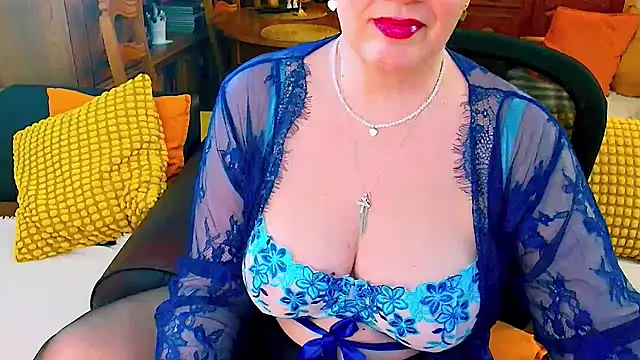 GattonaBiondona online show from March 5, 2026, 9:06 am