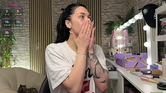 Snapshot of NattyFierros chatting on January 6, 2026, 6:23 pm NattyFierros online show from January 6, 2026, 6:23 pm