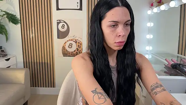 Snapshot of NattyFierros chatting on November 8, 2025, 11:58 am NattyFierros online show from November 8, 2025, 11:58 am