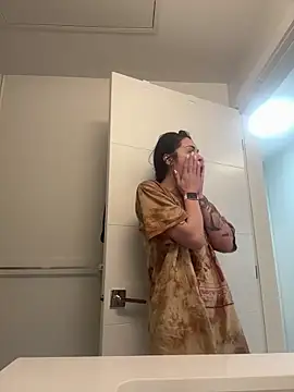 Snapshot of NattyFierros chatting on February 19, 2026, 5:10 pm NattyFierros online show from February 19, 2026, 5:10 pm