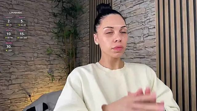 Snapshot of NattyFierros chatting on December 23, 2025, 6:12 am NattyFierros online show from December 23, 2025, 6:12 am