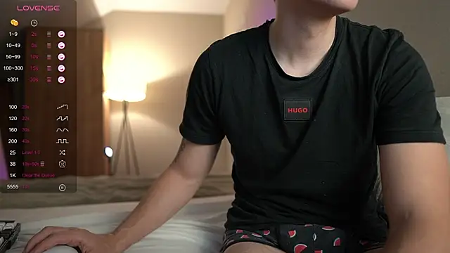 TaisonBrownX online show from October 26, 2025, 7:47 pm