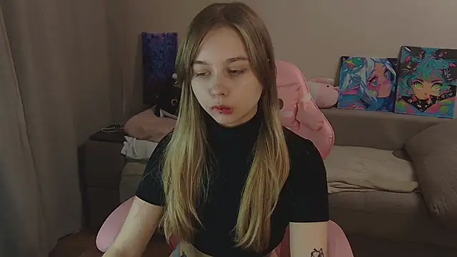 Olivka Grr online show from November 24, 2025, 3:23 pm