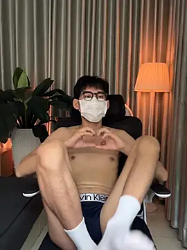 MinhTuanLive online show from February 19, 2026, 8:11 am