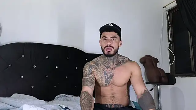 Snapshot of john_cartter1 chatting on September 18, 2025, 11:02 am john cartter1 online show from September 18, 2025, 11:02 am