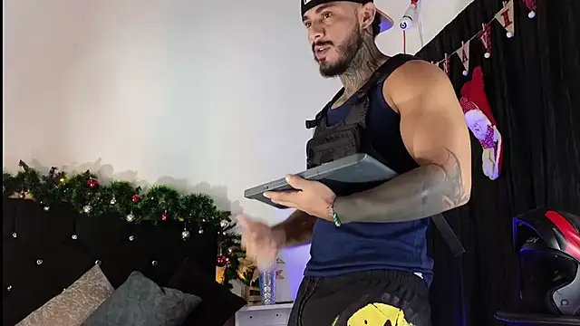 john cartter1 online show from November 27, 2025, 11:21 am