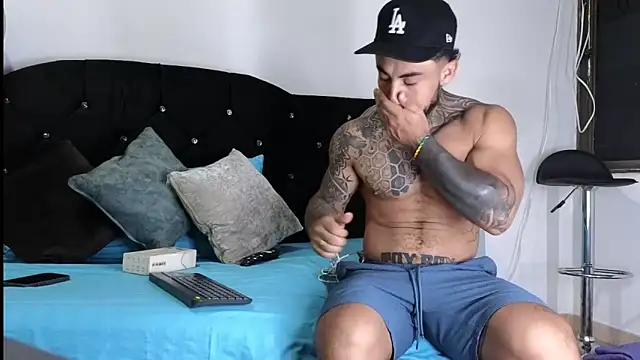 Snapshot of john_cartter1 chatting on September 26, 2025, 11:06 am john cartter1 online show from September 26, 2025, 11:06 am